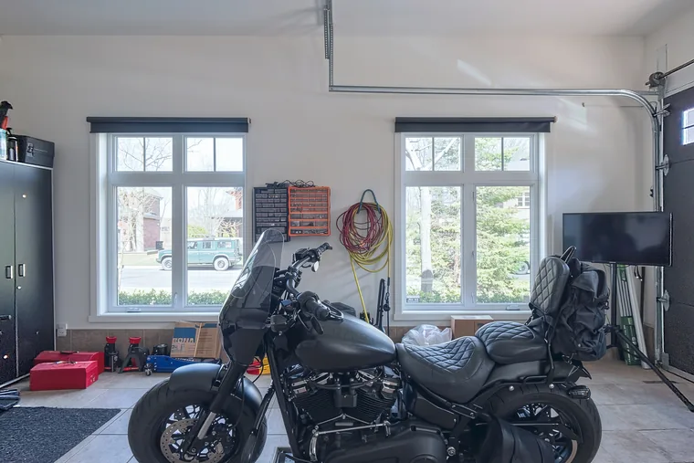 Garage — photo de fiche livrée par Revelio